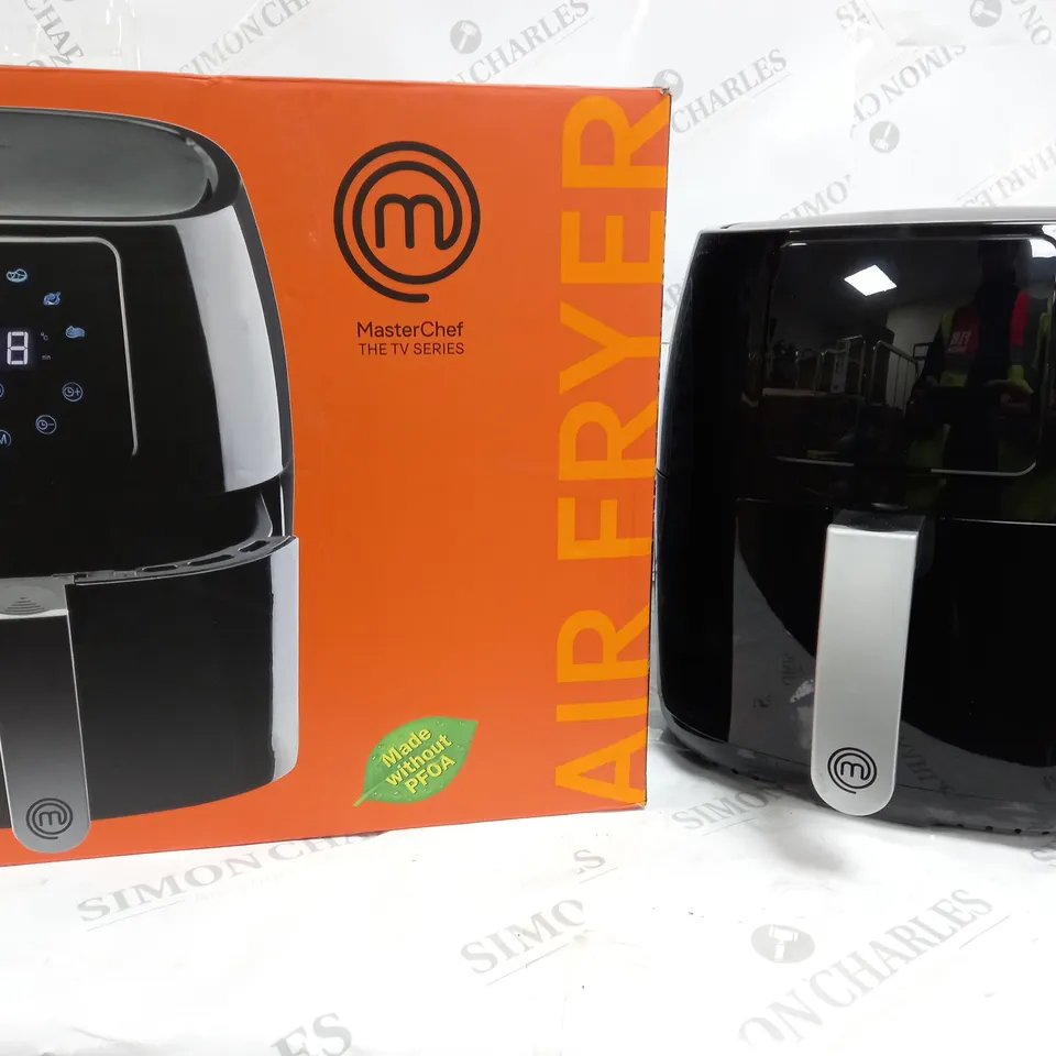 BOXED MASTERCHEF 4.5L DIGITAL AIR FRYER 