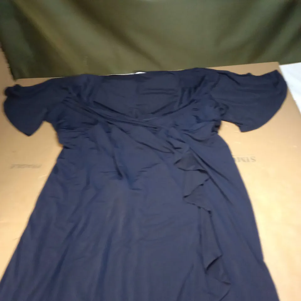 RUFFLE WRAP DRESS SIZE 30
