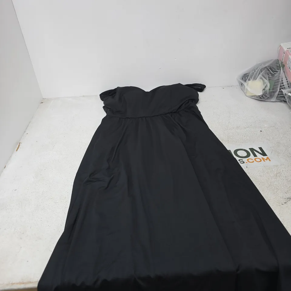 BOX OF APPROXIMATELY 20 ASSORTED ITEMS TO INCLUDE: HALARA DRESS