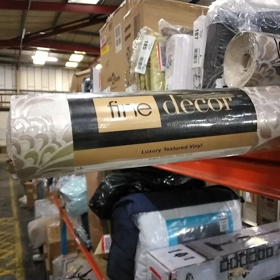 10M X 53CM SEMI-GLOSS WALLPAPER ROLL COLOUR: ROSE