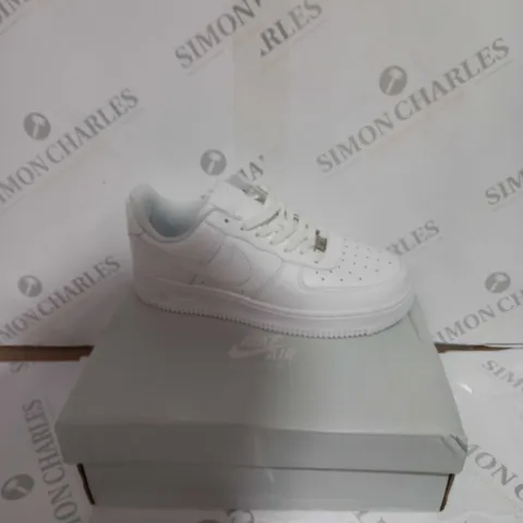 BOXED PAIR OF NIKE WHITE AIR FORCE ONES SIZE 4.5