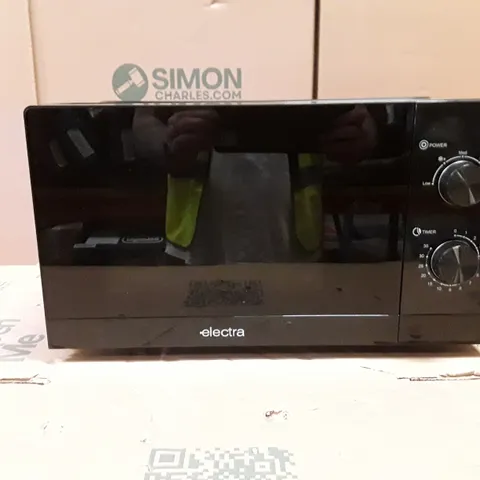BOXED LEE TRAY MICROWAVE OVEN MWSM20LB