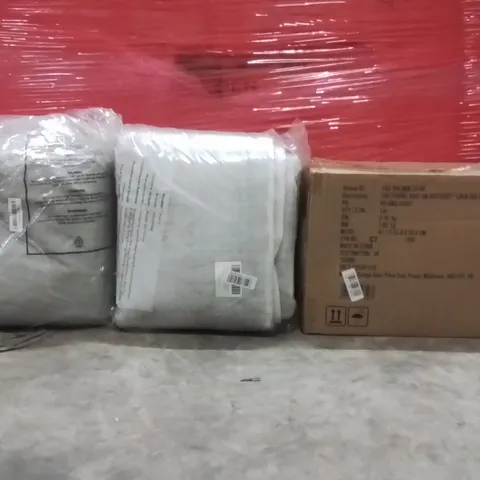 PALLET OF ASSORTED HOUSEHOLD GOODS AND PRODUCTS TO INCLUDE;RIDE ON SUITCASE,DOOR MATS