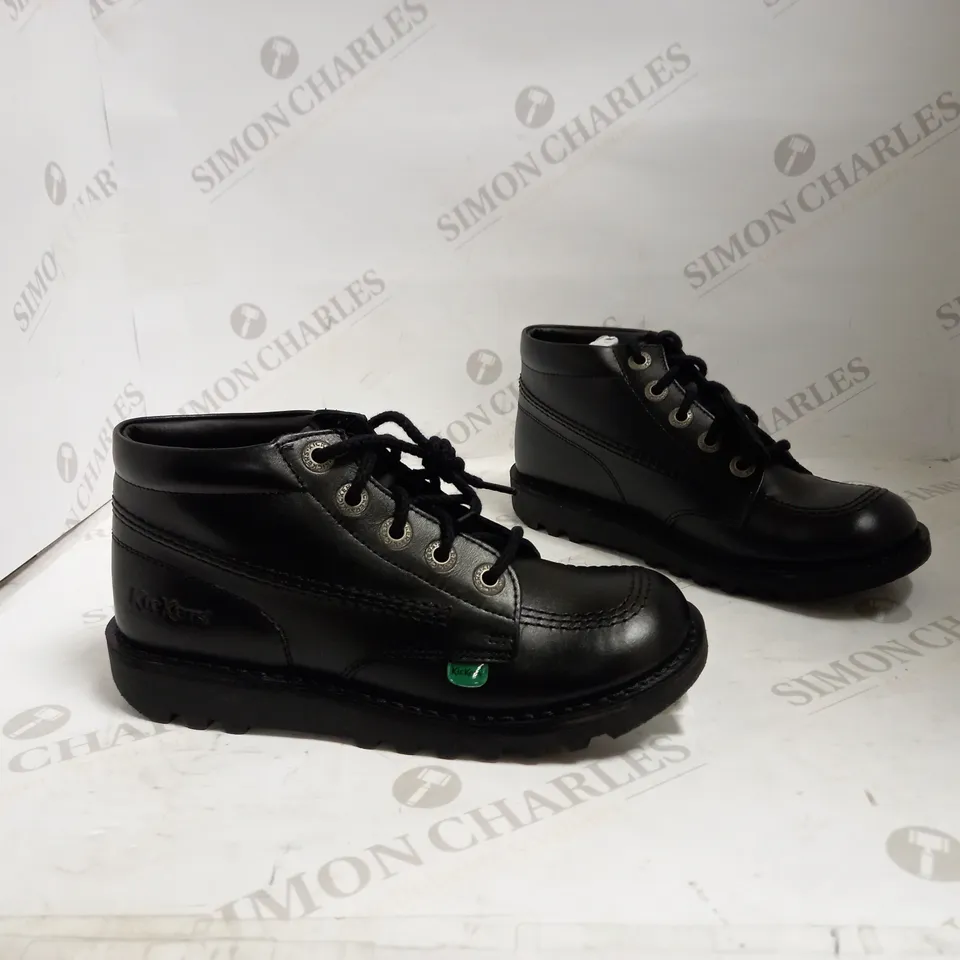 KICKERS HI Y CORE BLACK - SIZE 36 