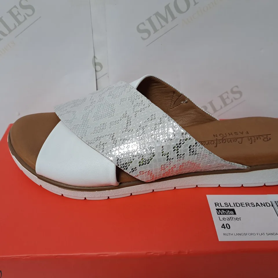 BOXED PAIR OF RUTH LANGSFORD LEATHER SANDALS IN WHITE SIZE 7