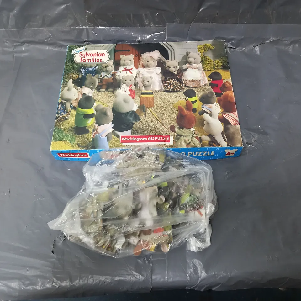 BOXED WADDINGTONS ORIGINAL SYLVANIAN FAMILIES 60PCE PUZZLE