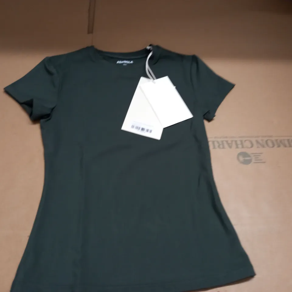 ADANOLA ULTIMATE SHORT SLEEVE LONGLINE TOP - S