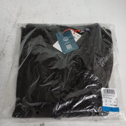 BAGGED SUPERDRY ESSENTIAL BUTTON THRU LS TOP IN BLACK - UK 16