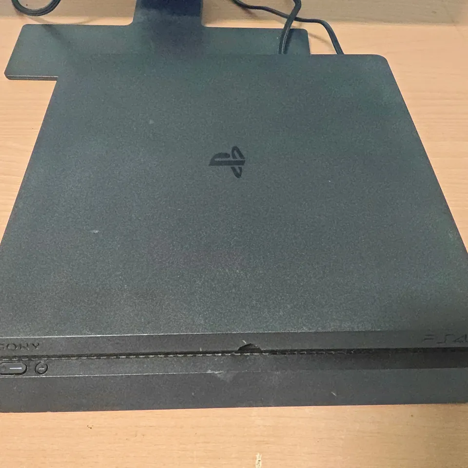 UNBOXED PLAYSTATION 4 CONSOLE