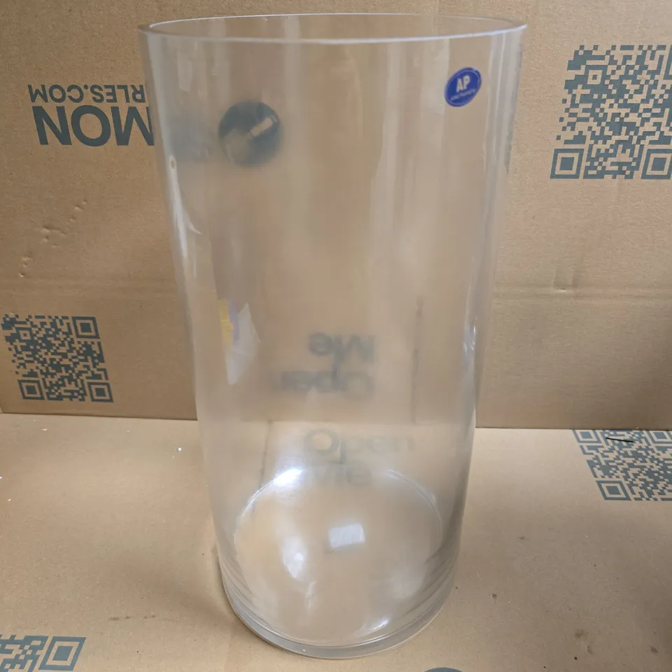 GLASS CYLINDER TANK VASE