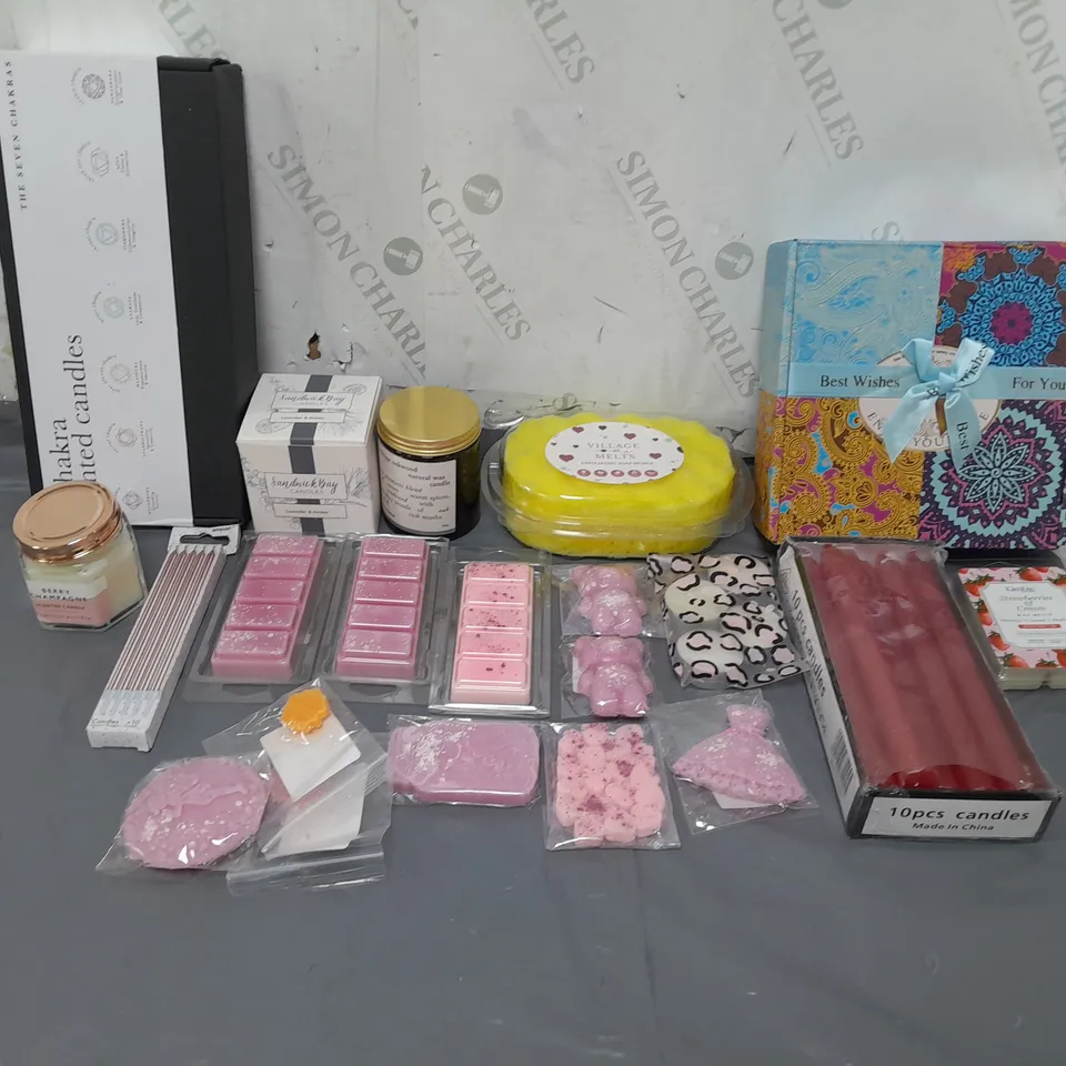 LOT OF ASSORTED CANDLES, WAX MELTS AND GIFT SETS