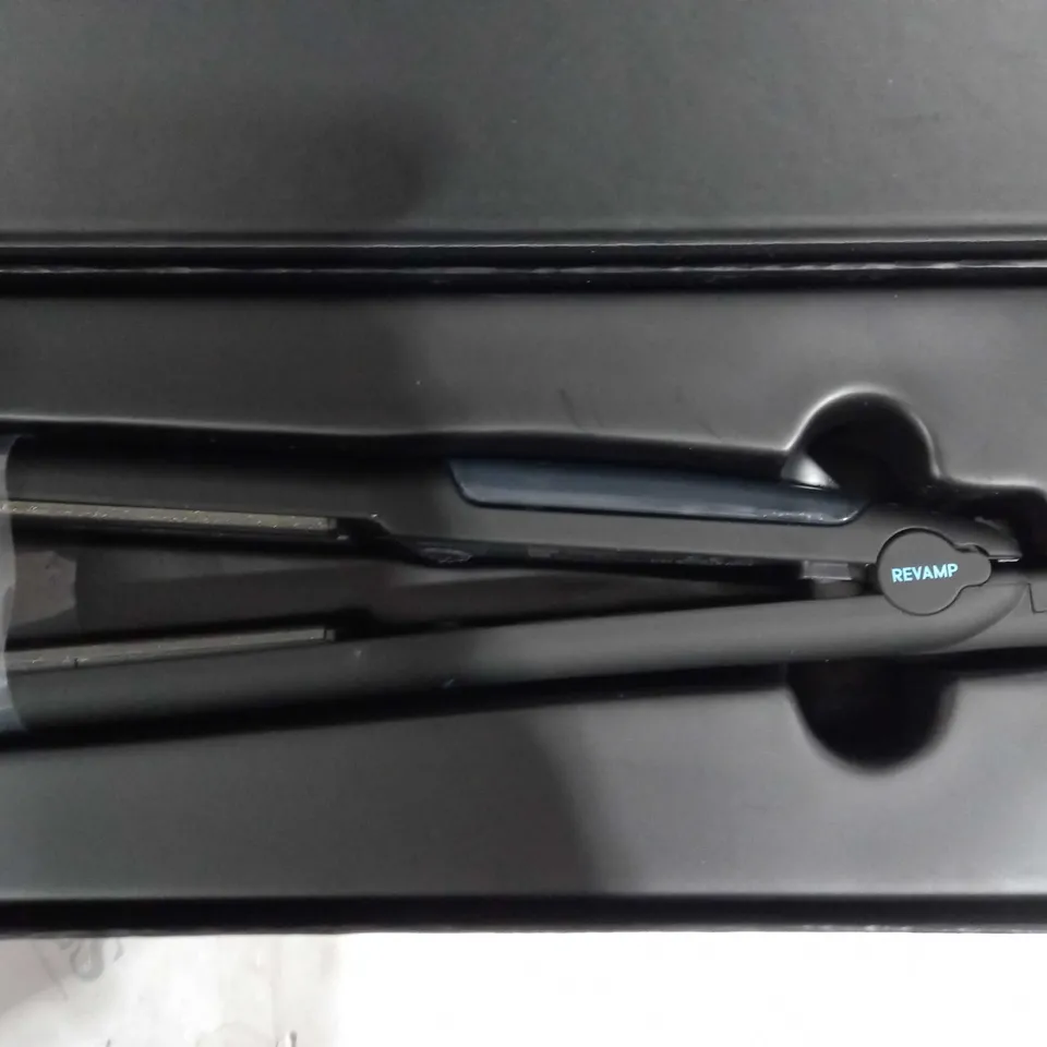 REVAMP PROGLOSS STEAMCARE CERAMIC STRAIGHTENER