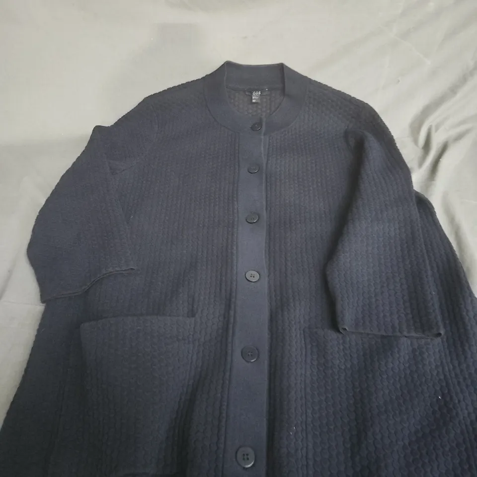 COS NAVY TEXTURED KNIT CARDIGAN WITH PATCH POCKETS – BUTTON FRONT - M