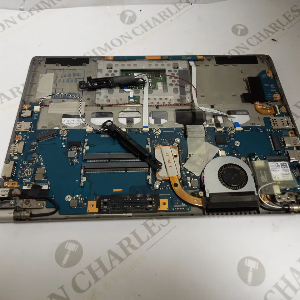 TOShIBA PORTEGE LAPTOP