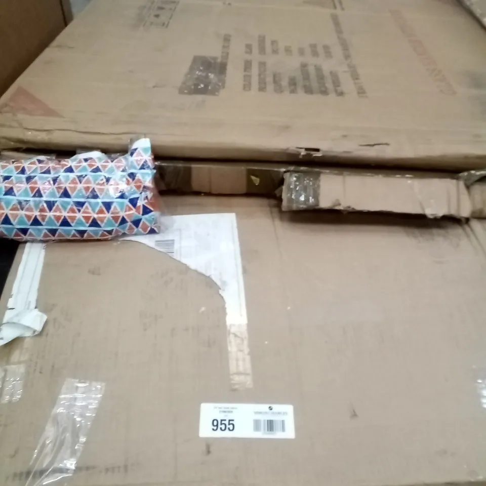 PALLET OF FURNITURE PARTS