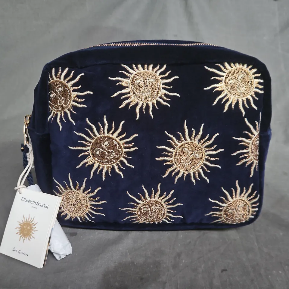 ELIZABETH SCARLETT NAVY VELVET WASH BAG 