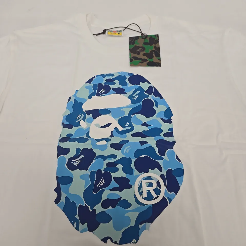A BATHING APE GRAPHIC TEE - SIZE XL