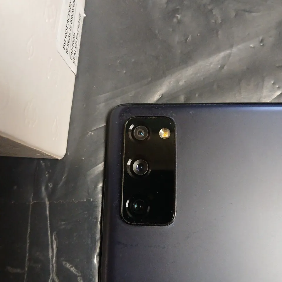 SAMSUNG GALAXY S20 FE 5G SMARTPHONE – COSMIC BLUE (BOXED)