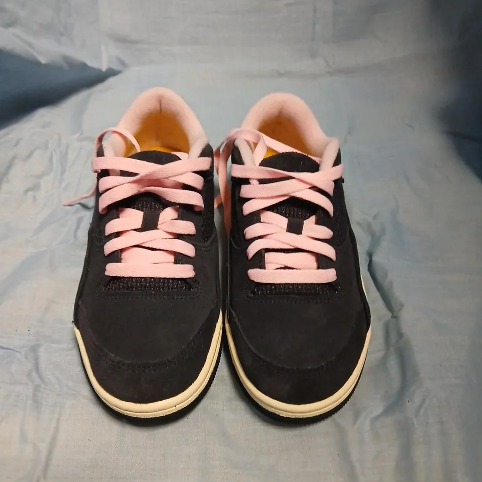 NIKE JORDAN KIDS' SNEAKERS – BLACK WITH PINK LACES, UK 3.5 (US 4Y)