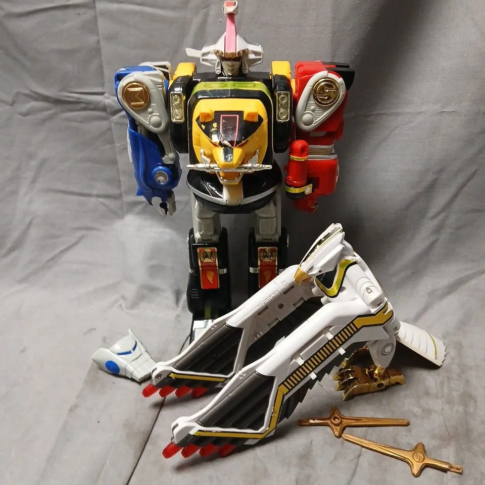 VINTAGE TRANSFORMERS STYLE FIGURINE