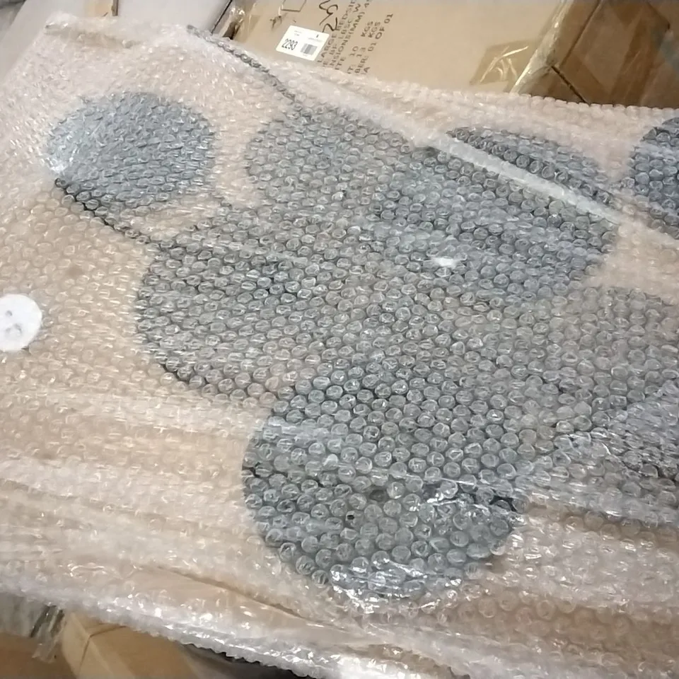 BOXED METAL WALL ART DECOR