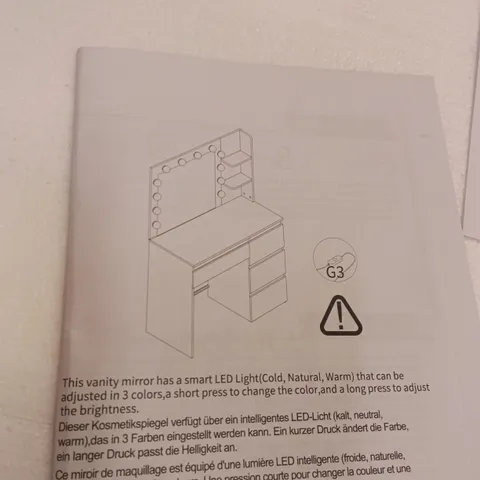 BOXED VANITY DRESSING TABLE SET FEATURING A MIRROR WITH INTEGRATED LED LIGHTING - WHITE (1 BOX)