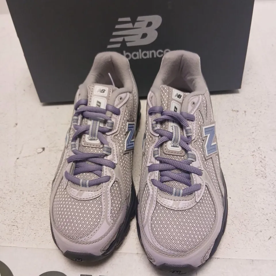 NEW BALANCE RUNNING SHOES – GREY/PURPLE, UK 3 (EU 35½)