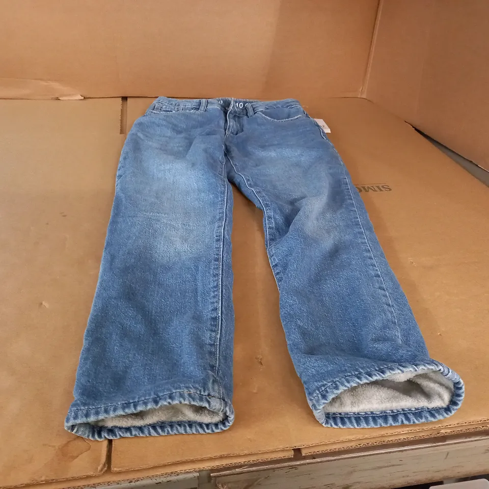 PAIR OF DMIN JEANS SIZE 10-11 YEARS