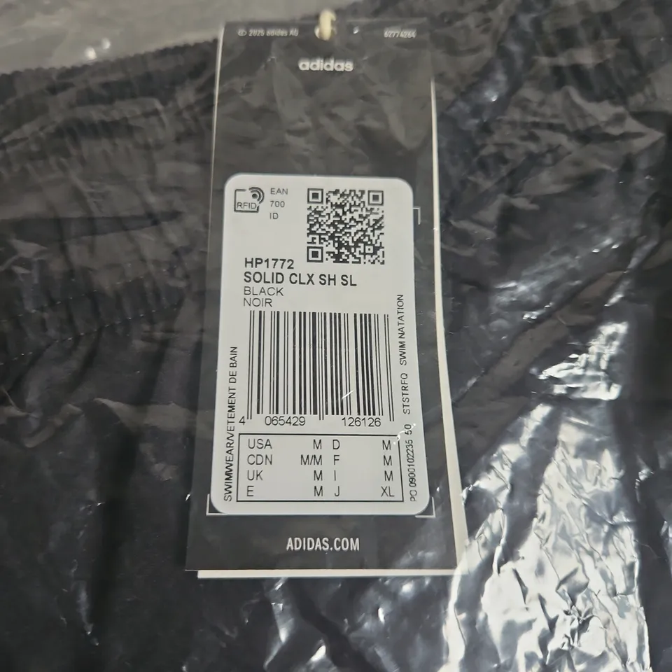ADIDAS SOLID BLACK SHORTS HP1772 – BLACK (SIZE M)