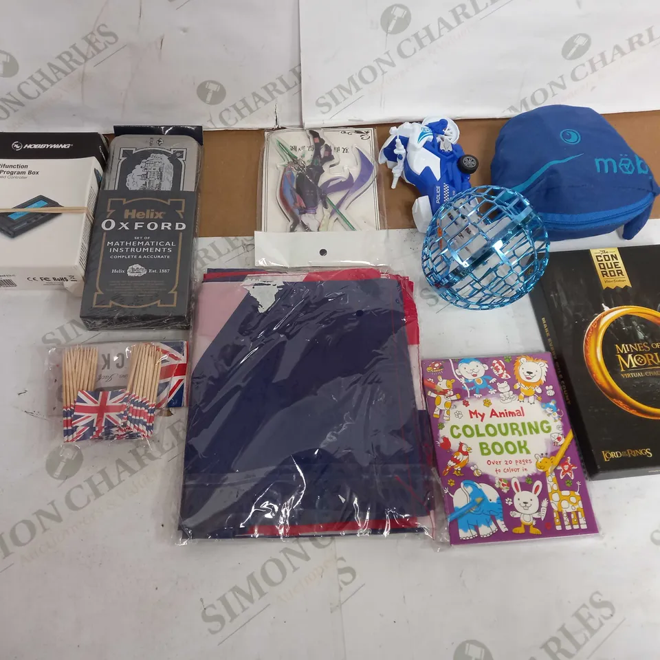 LOT OF APPROX 10 ASSORTED ITEMS TO INCLUDE MATHS INSTRUMENTS, FLAG, TOYS ETC