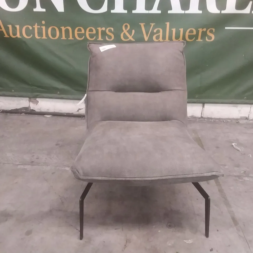 QUALITY ITALIAN DESIGNER EASY CHAIR GREY LEATHER