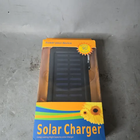 BOXED UNBRANDED SOLAR CHARGER