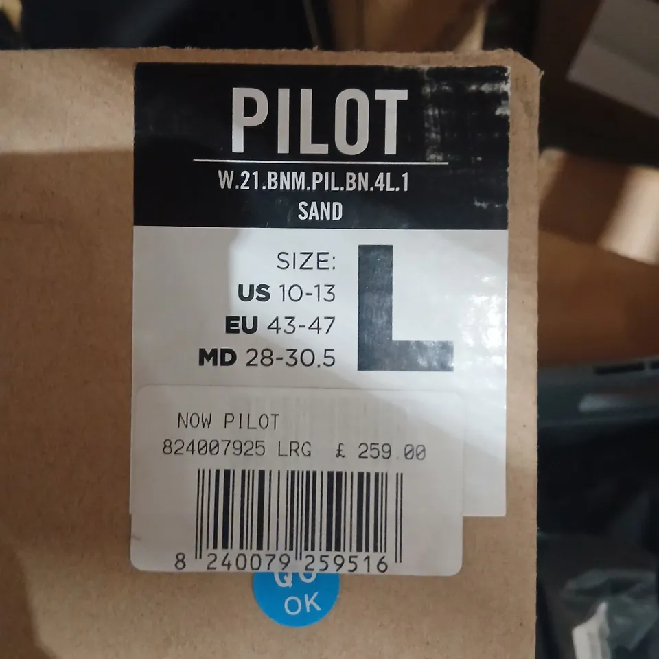 PILOT SAND FOOTWEAR – UK 9-12 (US 10-13)