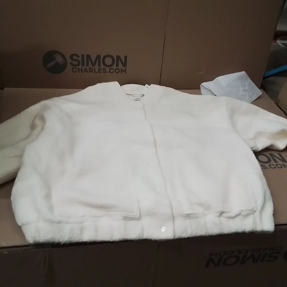 BOXED BRAND NEW APPROXIMATELY 5 SIMPLY BE FAUX WOOL BOMBER JACKET SIZE 26 WHITE