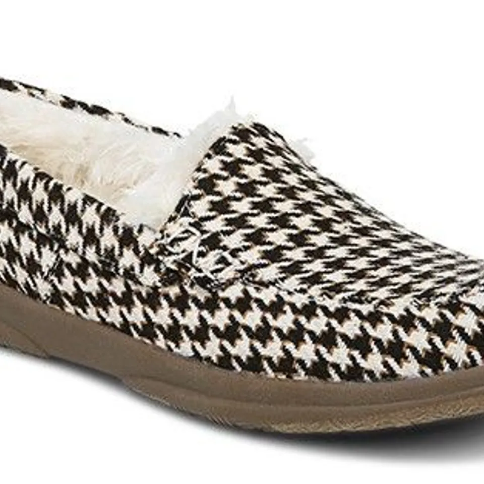 VIONIC LYNEZ SLIPPER CREAM SIZE 4