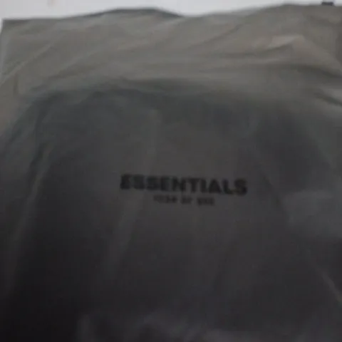 ESSENTIALS RELAXED PANTS – SIZE S