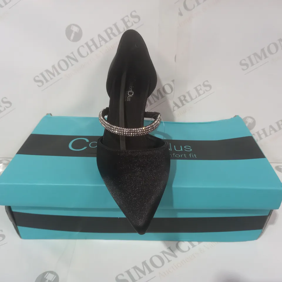 BOXED PAIR OF COMFORT PLUS POINTED TOE LOW HEEL SHOES IN BLACK W. JEWEL EFFECT SIZE 3
