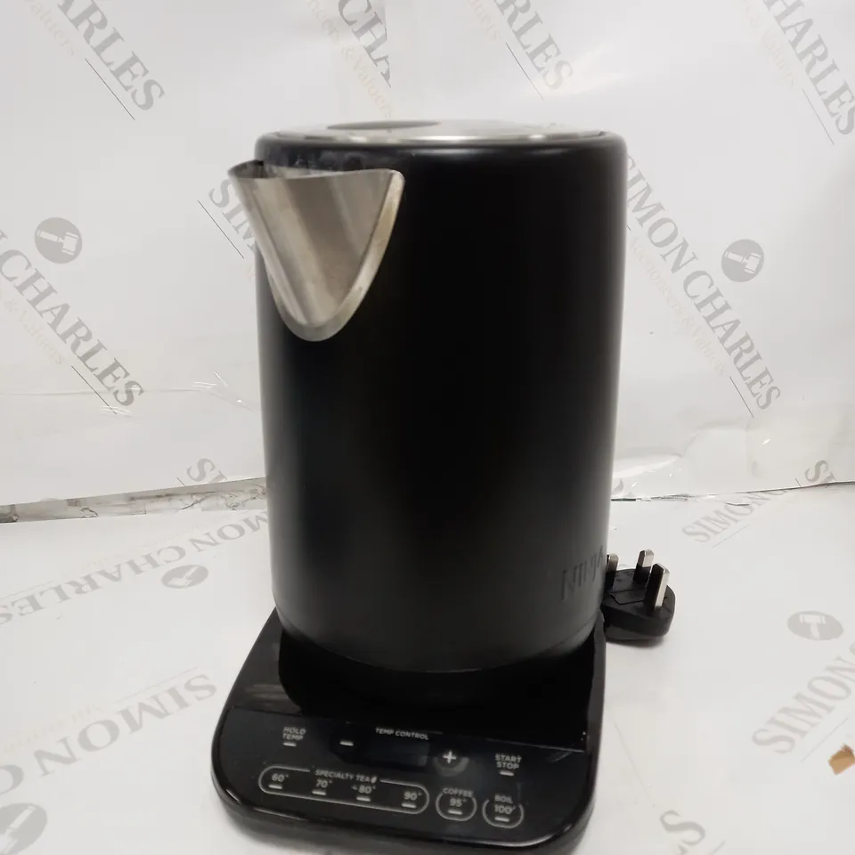 NINJA PERFECT TEMPERATURE KETTLE KT200UK