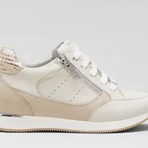 MODA IN PELLE BELUCCI TRAINER OFF WHITE SIZE 6