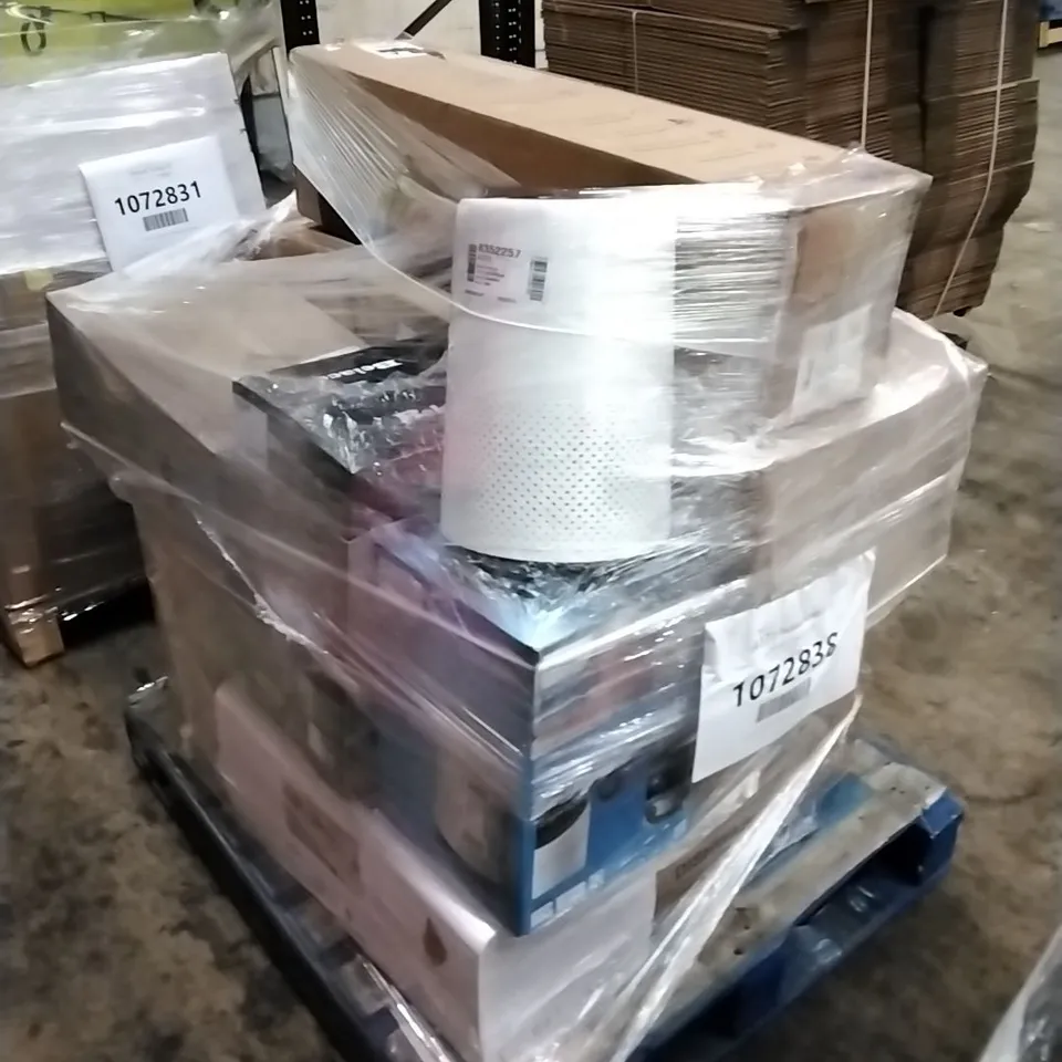 PALLET OF APPROXIMATELY 10 UNPROCESSED RAW RETURN HOUSEHOLD AND ELECTRICAL GOODS TO INCLUDE;