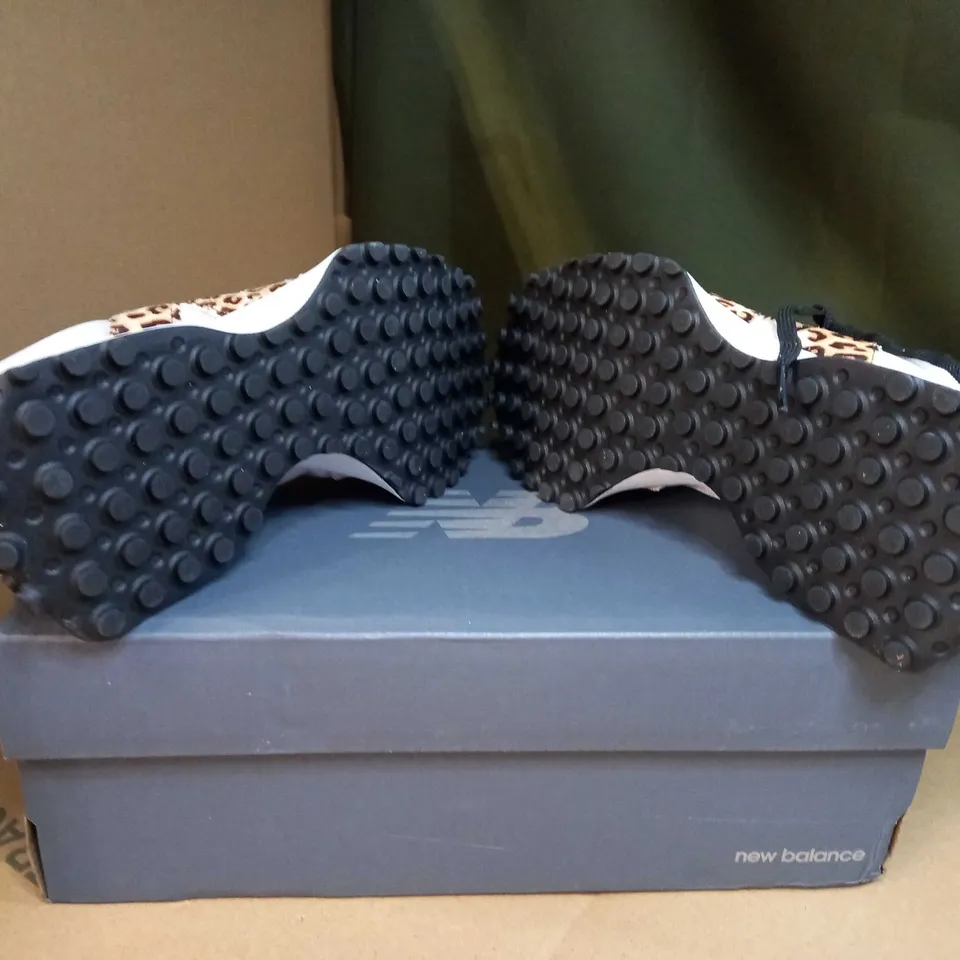 BOXED PAIR OF NEW BALANCE BEIGE/LEOPARD PRINT TRAINERS SIZE 5.5