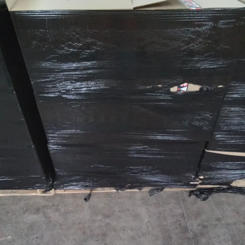 PALLET OF ASSORTED ITEMS INCLUDING ORB SCEPTRE THRONE BOOK, HOW TO COOK BOOK, RUGGED TABLET CASE, VAHDAM BLACK TEA, VAHDAM HERBAL TEAS, WOOD CARVING SET