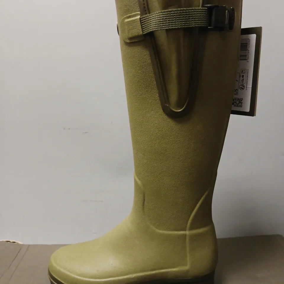 BOXED PAIR OF LE CHAMEAU VIERZONORD NEOPRENE LINED WELLINGTON BOOTS, GREEN - UK SIZE 5