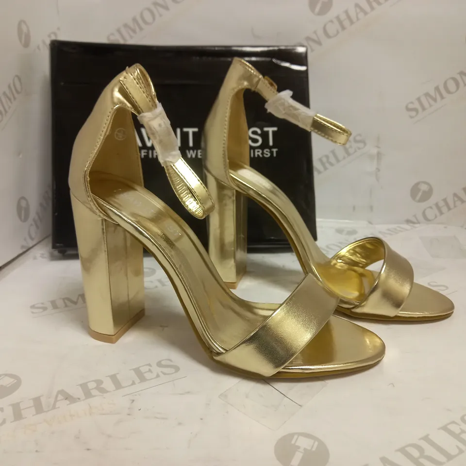 I SAW IT FIRST BLOCK HEEL ANKLE STRAP SANDAL IN GOLD UK 3 