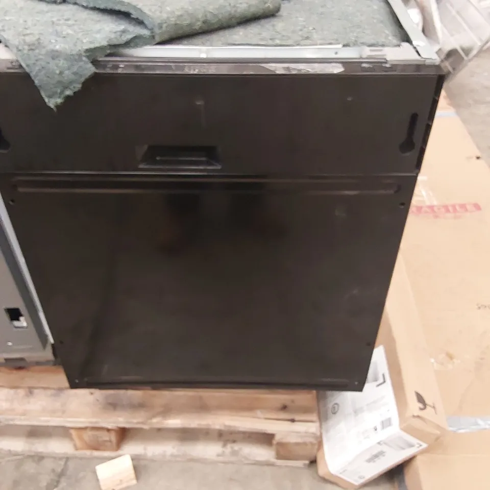 COOKE&LEWIS BLACK DISHWASHER