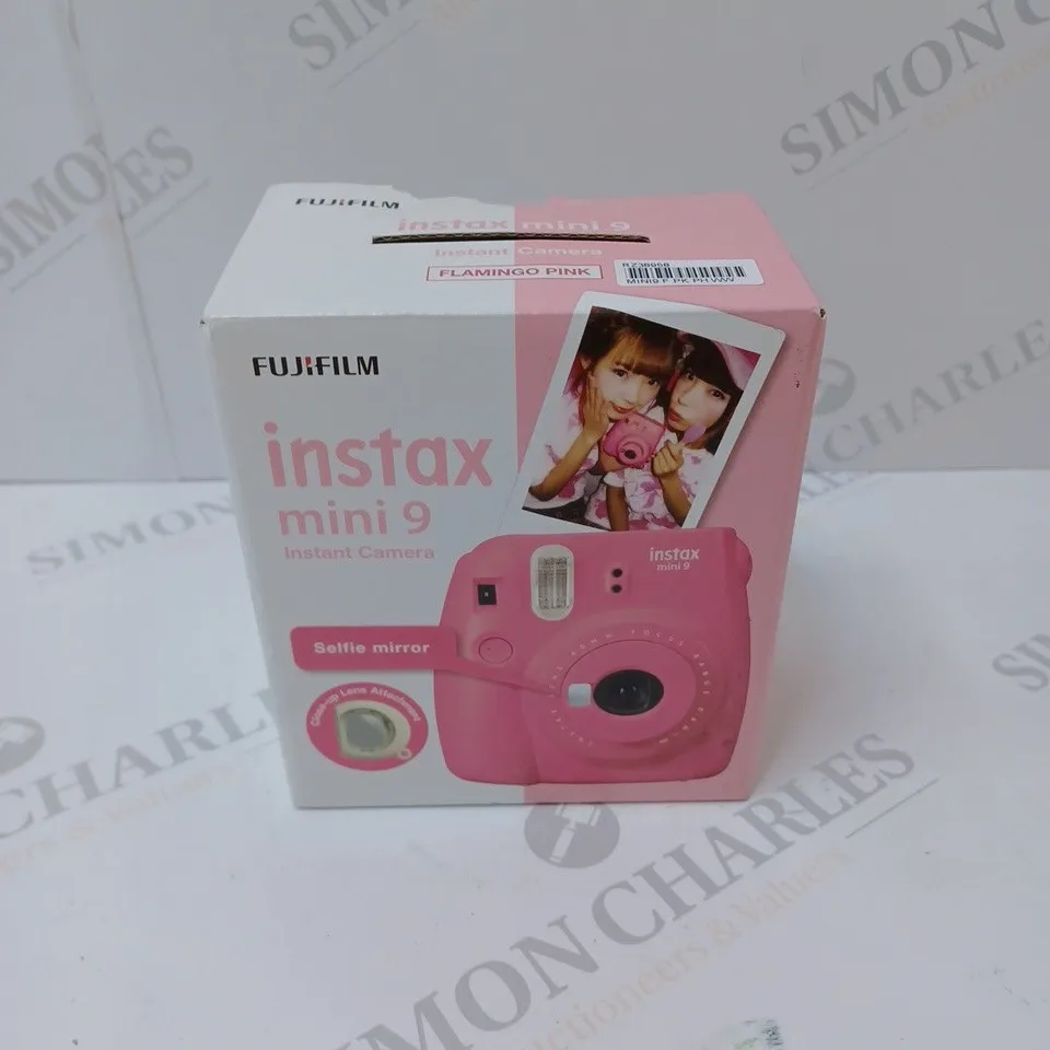 BRAND NEW BOXED FUJIFILM INSTAX MINI 9 INSTANT CAMERA - PINK