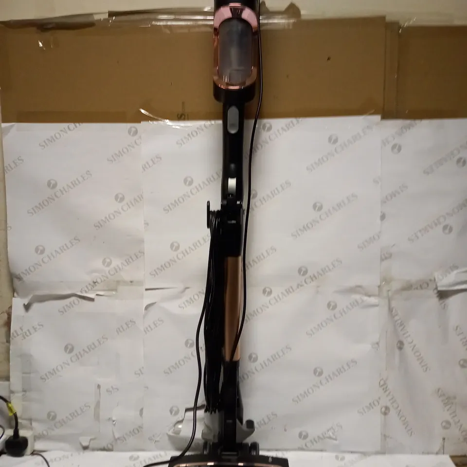 SHARK CORDED STICK VACUUM HZ500UKT - COLLECTION ONLY