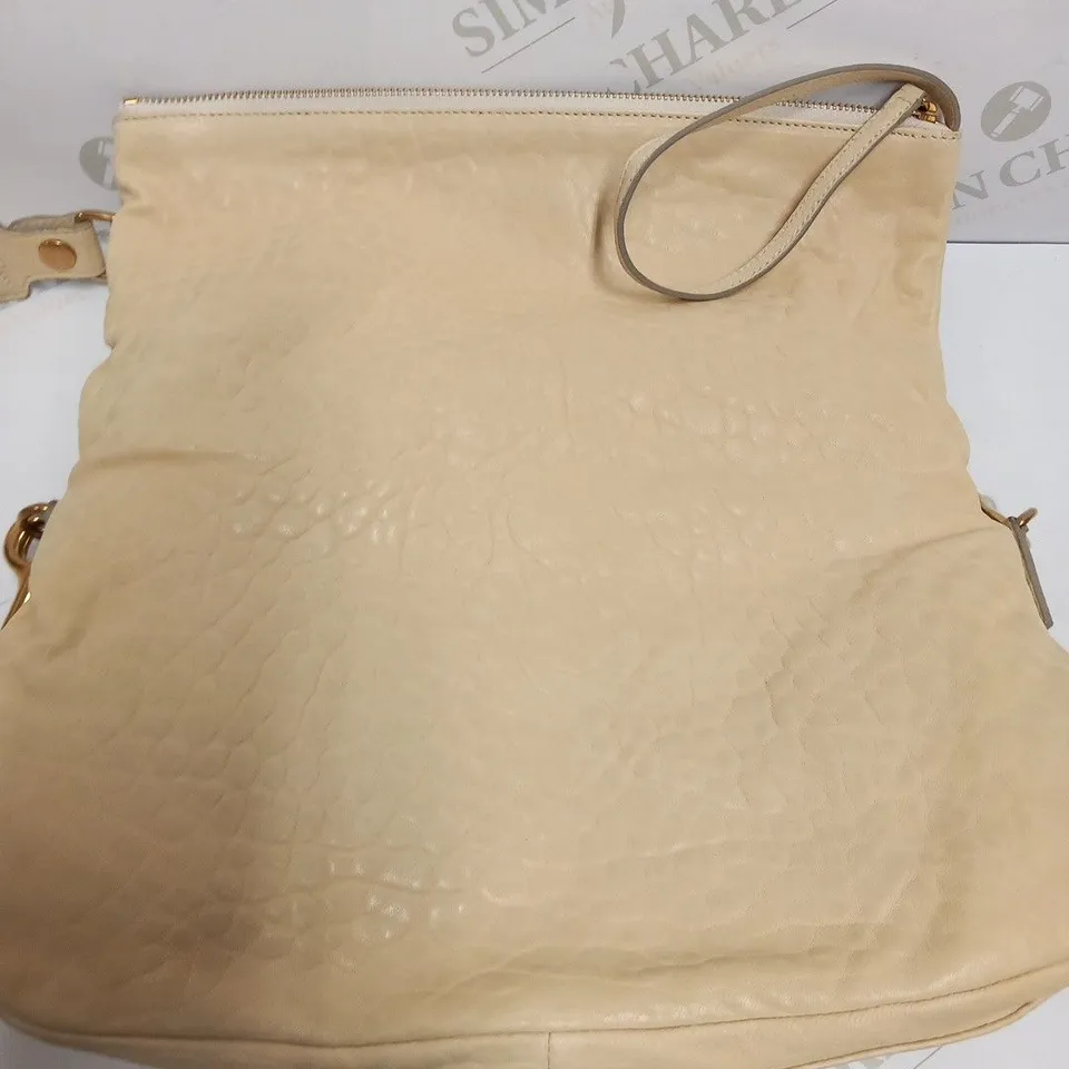CELINE BEIGE HANDBAG