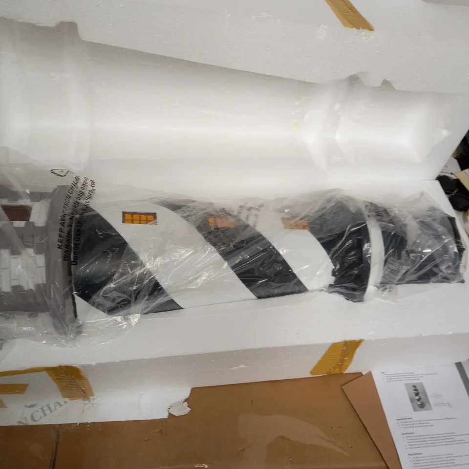 GARDEN REFLECTIONS XL SOLAR ROTATING 80CM LIGHTHOUSE