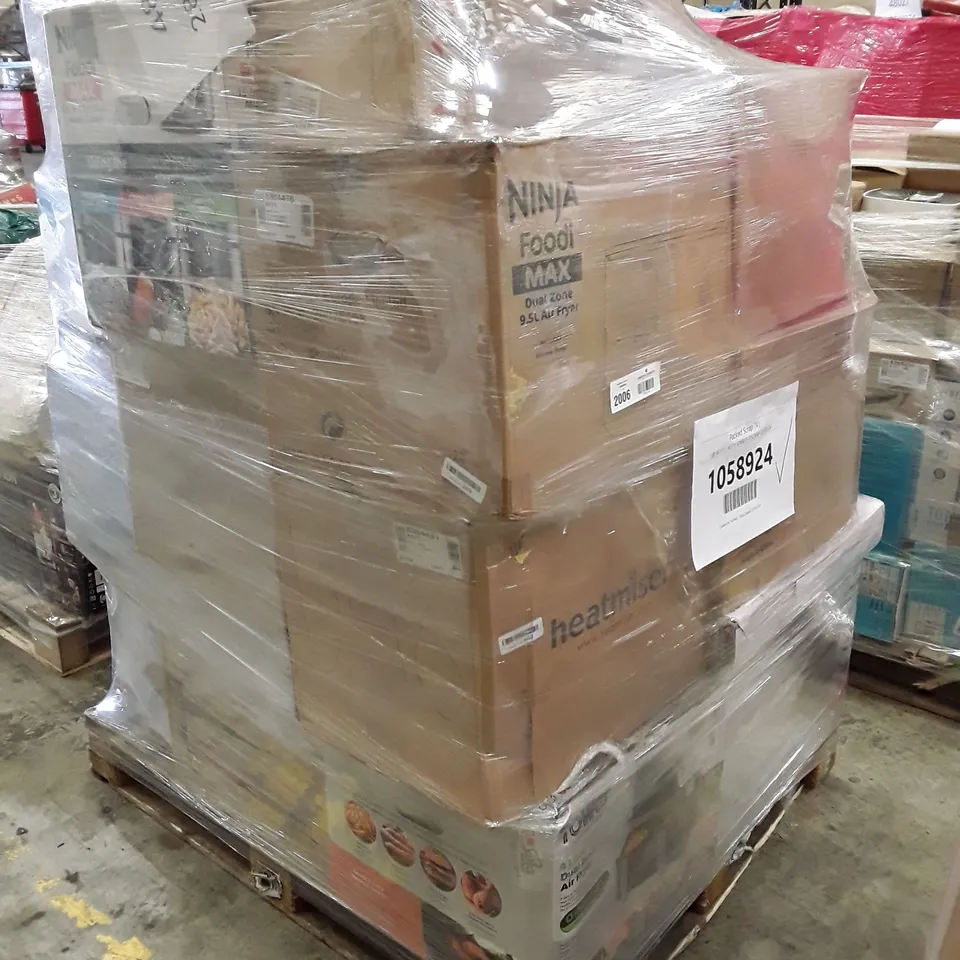 PALLET OF APPROXIMATELY 25 UNPROCESSED RAW RETURN HOUSEHOLD AND ELECTRICAL GOODS TO INCLUDE;